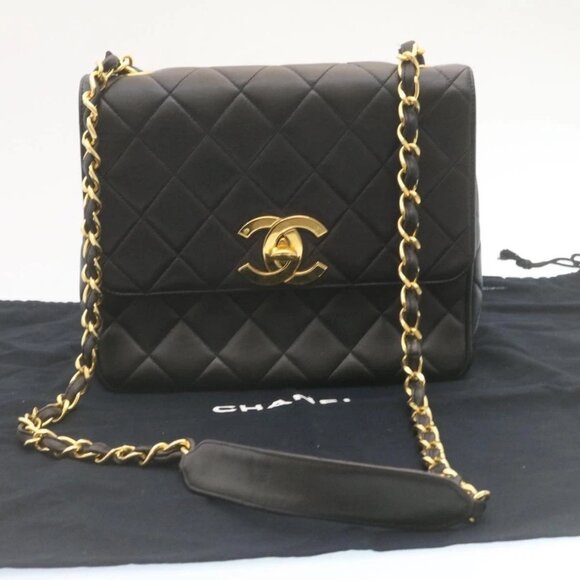 CHANEL Matelasse Chain Flap Shoulder Bag Lamb Skin Black Gold CC Auth 28632SAV - Picture 13 of 16